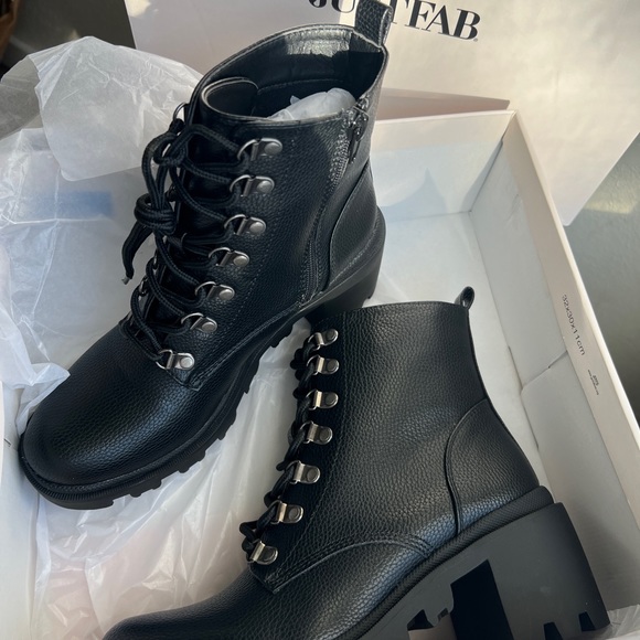 JustFab Averie Lace-up Ankle Boot - Picture 3 of 9